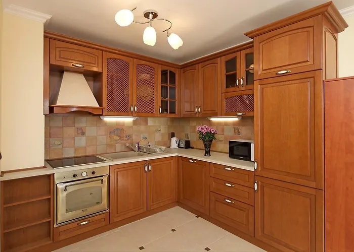 Mars In Tryavna Complex *