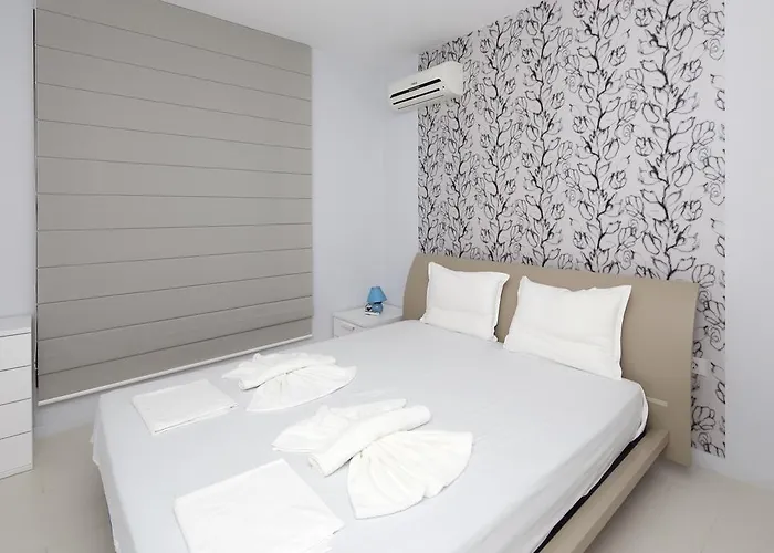 Mars In Tryavna Complex